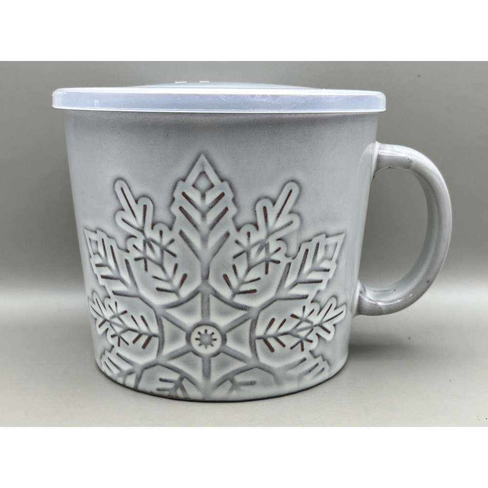 Sleigh‎ Bell Bistro Gray Snowflake Ceramic Soup Mug with Vented Lid 20 oz Winter